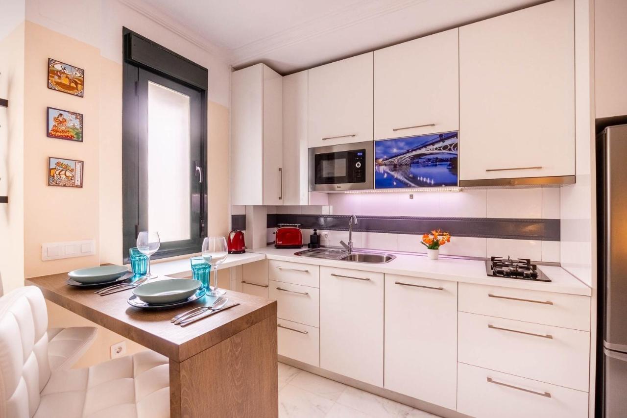 Slava Luxury Suite Seville Ngoại thất bức ảnh
