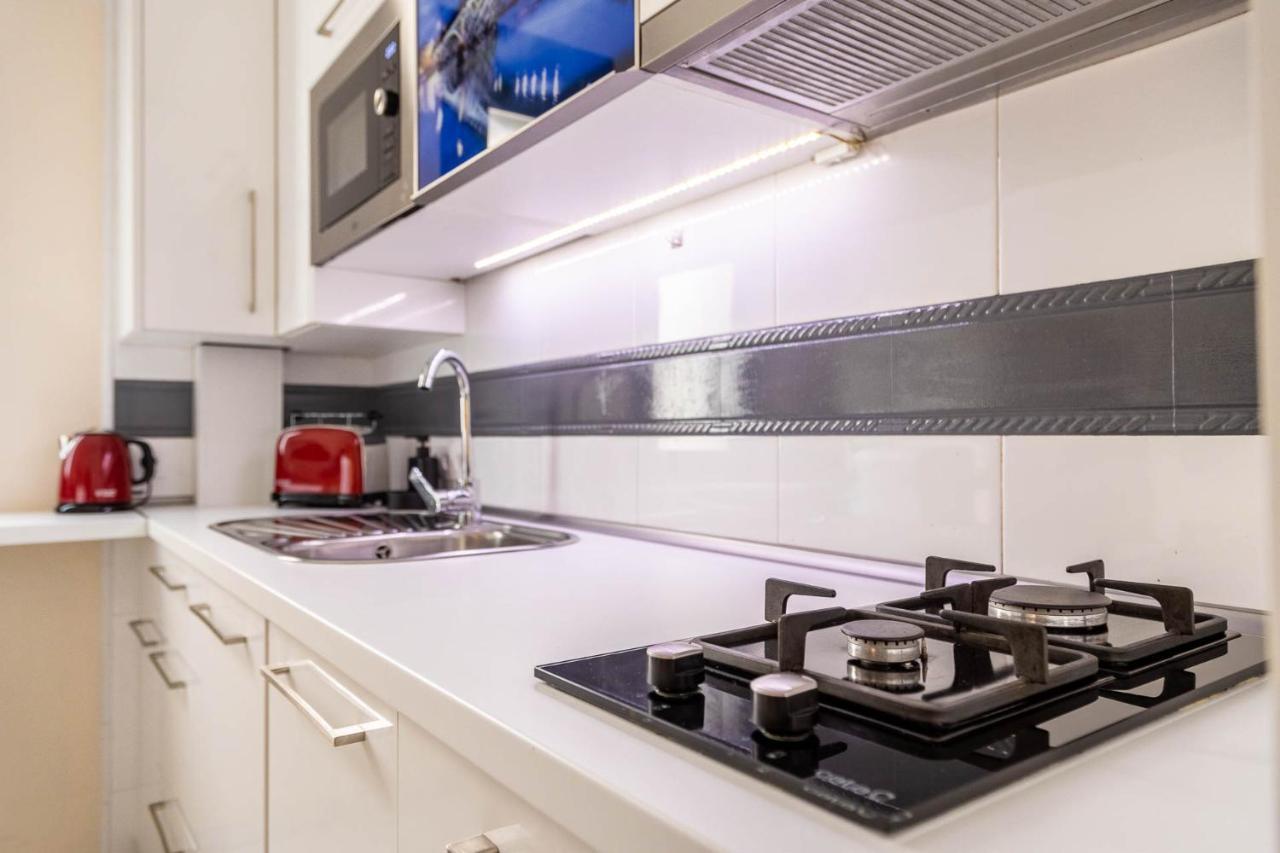 Slava Luxury Suite Seville Ngoại thất bức ảnh