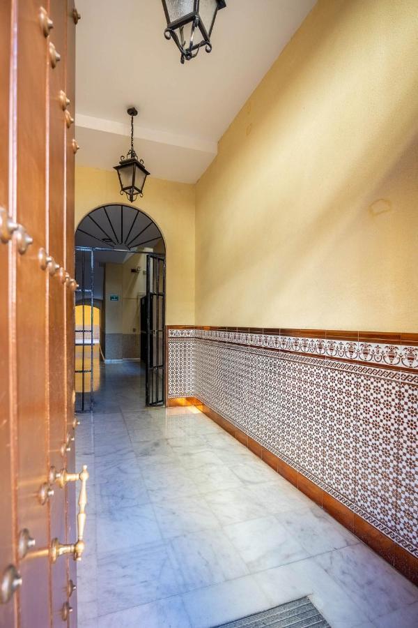 Slava Luxury Suite Seville Ngoại thất bức ảnh